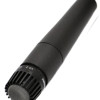 SHURE SM57