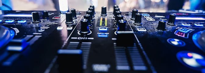 高音質を届けるイベント用音響機材特集